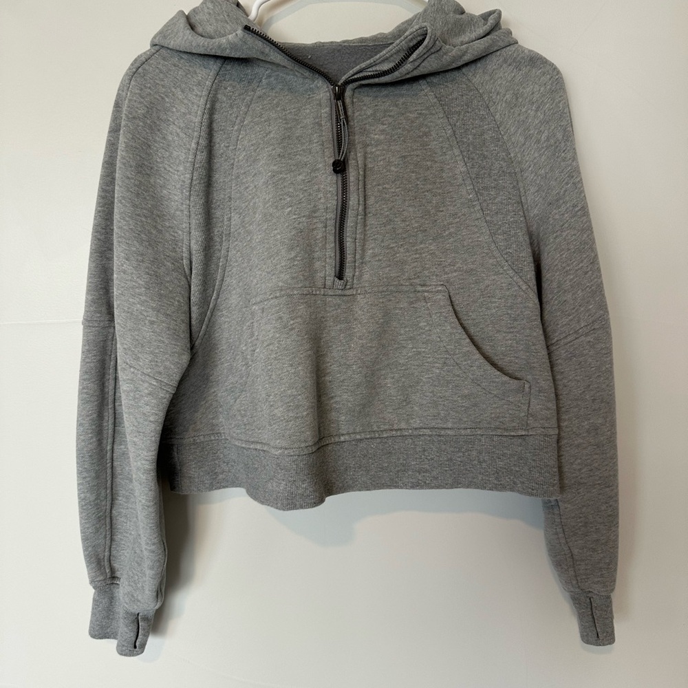 Cropped, Heather Gray, Lululemon Scuba Oversized Half-Zip Hoodie. Size XS/S